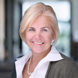 Michele Bond 14741 bkgd square