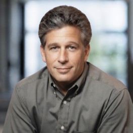 Gary Soto headshot